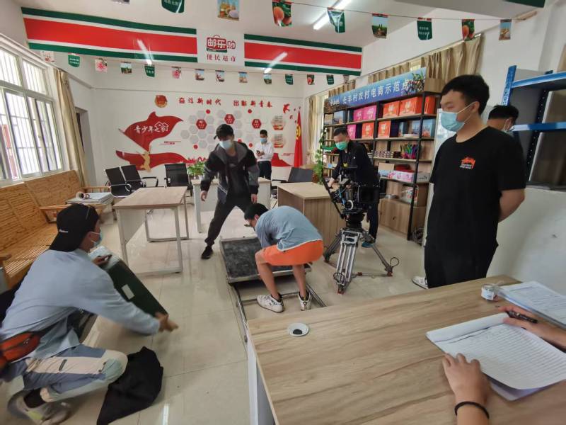 一支视频激活品牌生命力｜长安区产品视频拍摄公司的创意魔法秀